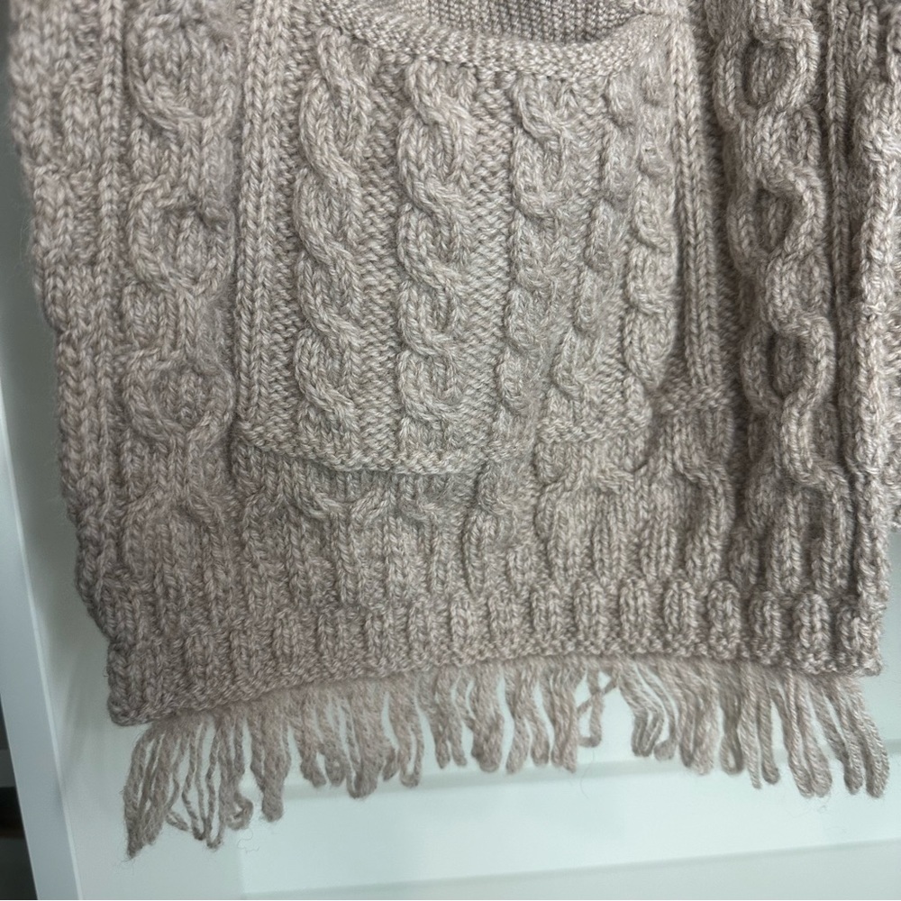Carraigdonn Irish 100% Merino Wool PocketShawl Womens OS Open Cable Knit Tan Vtg - Picture 9 of 9